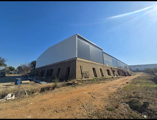 7,000M² WAREHOUSE FOR SALE IN ANDERBOLT